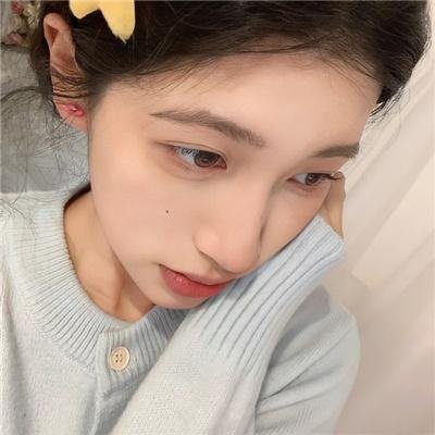 带剑的小孩